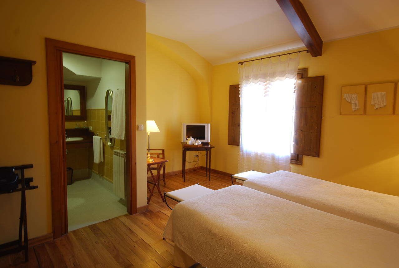 Hotel Del Verde Al Amarillo Penasrubias de Piron Екстериор снимка