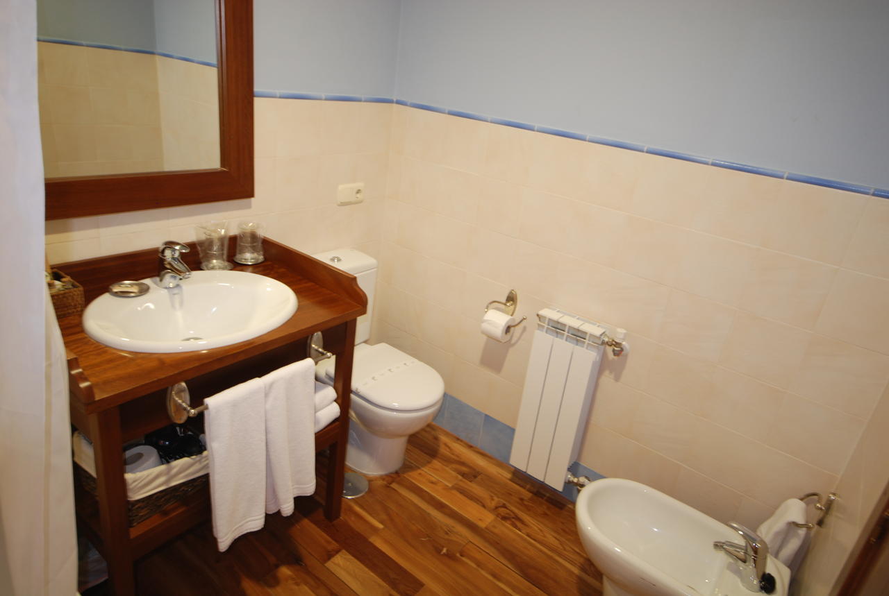 Hotel Del Verde Al Amarillo Penasrubias de Piron Стая снимка
